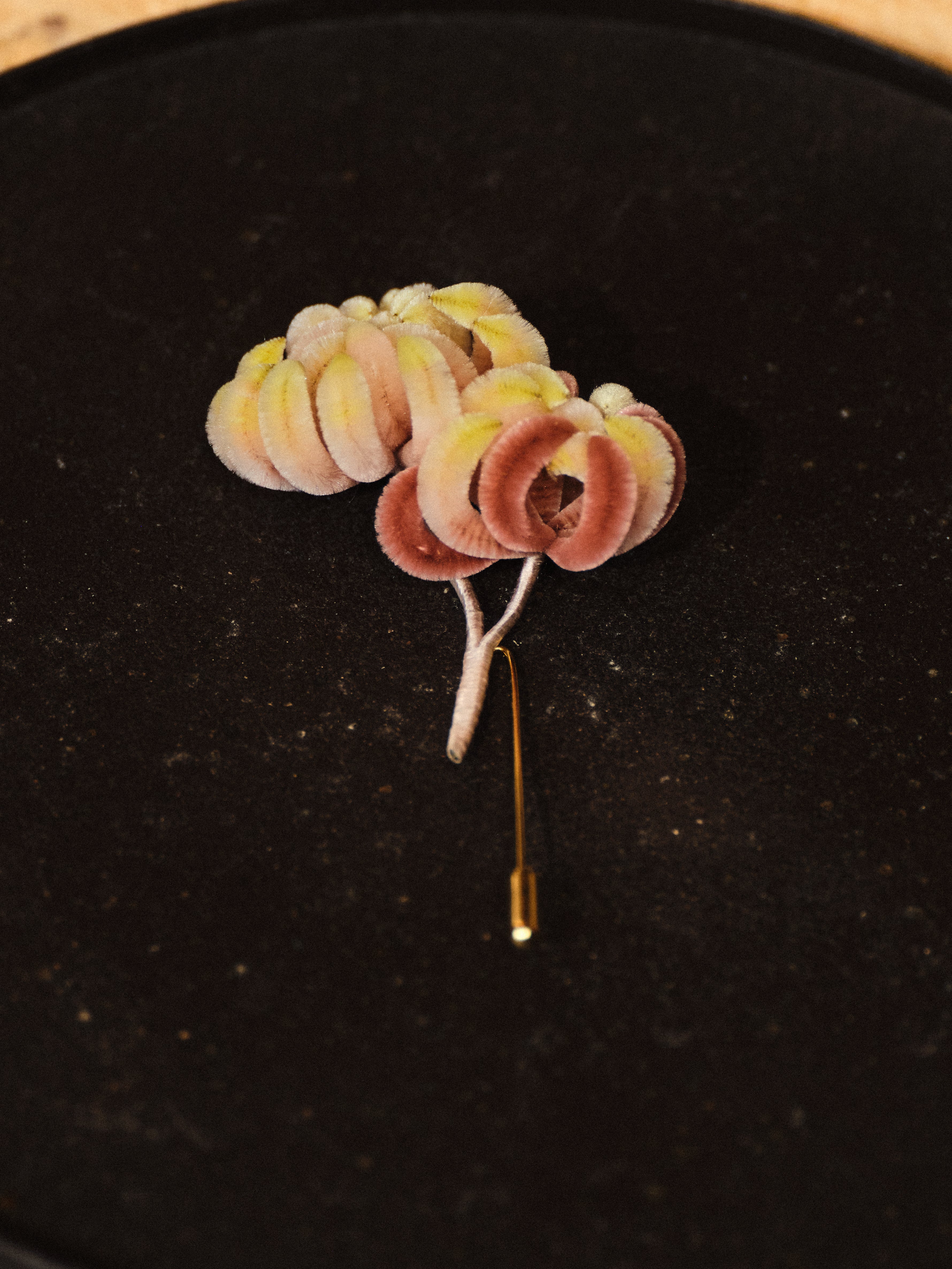 Ronghua Flower Brooch, Chrysanthemum